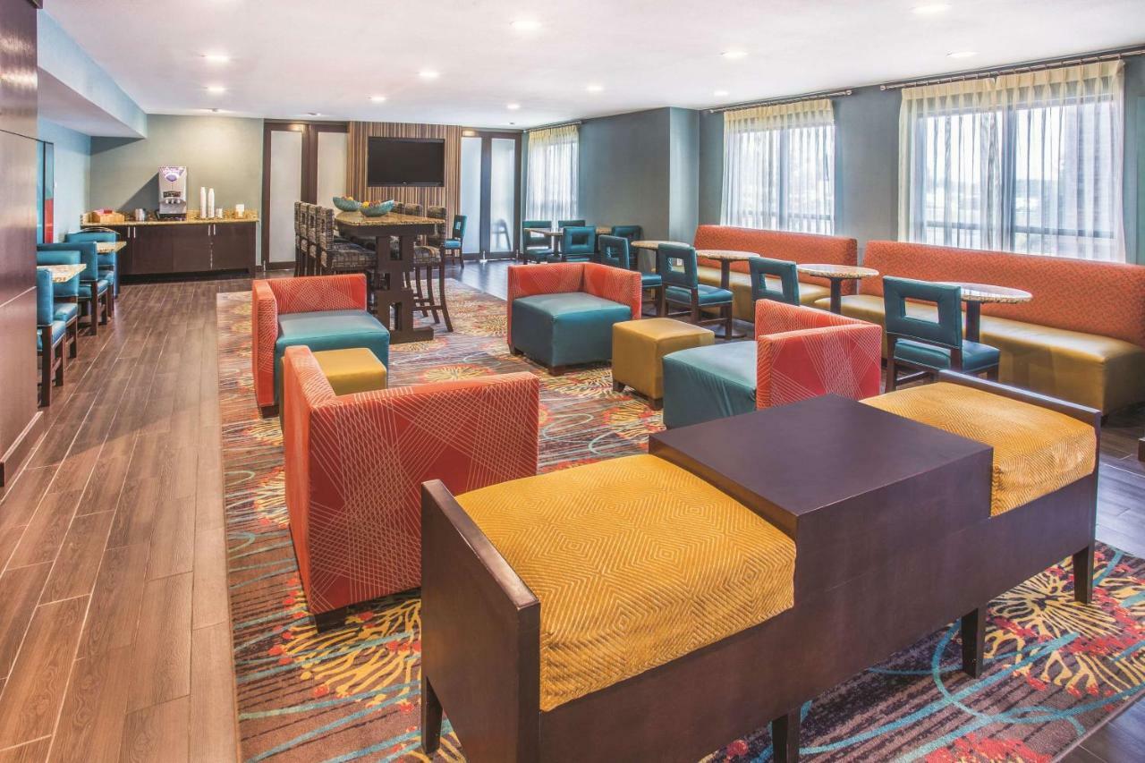 La Quinta By Wyndham O'Fallon, Il - St. Louis Екстер'єр фото